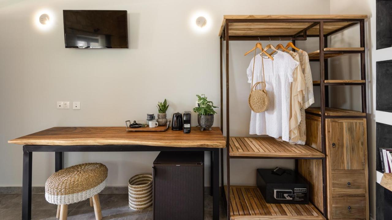 "Four Olives" Luxury Rooms, Afitos #Feelslikehome Eksteriør billede